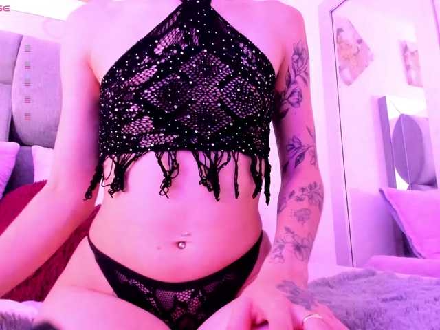 Emilylopez live cam