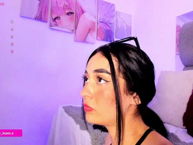 Emilylopez live cam preview