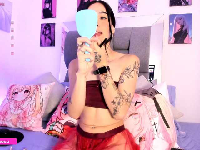 Emilylopez live cam on BongaCams
