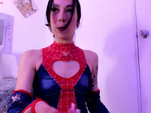 Emilylopez live cam on BongaCams