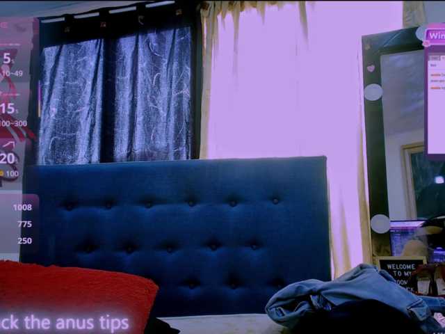 Sendaya-queenn live cam on BongaCams