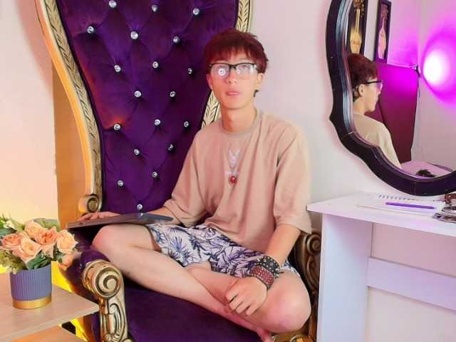 LiammDark live cam