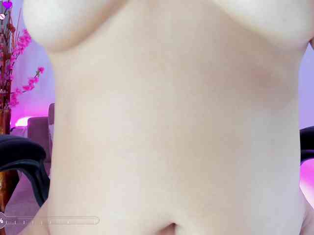 laiacollins webcam