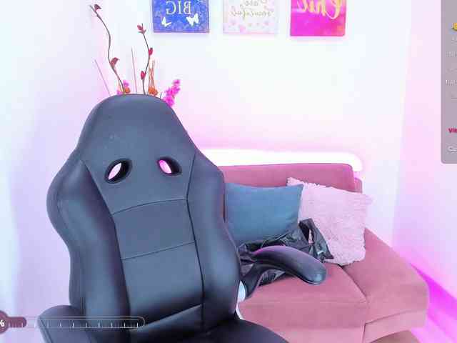 laiacollins webcam