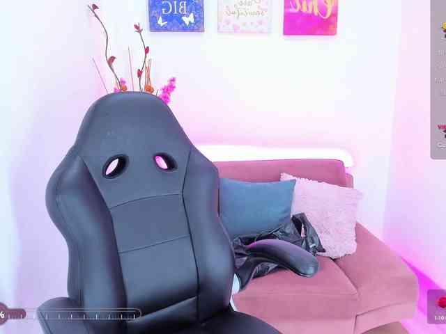 laiacollins webcam
