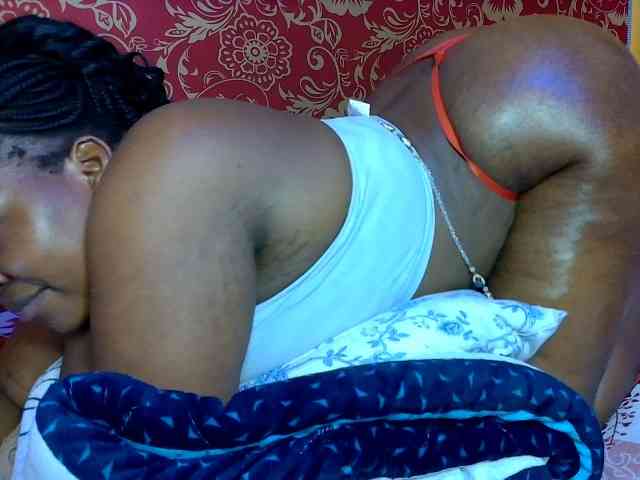 TrixieLana webcam