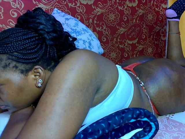 TrixieLana webcam