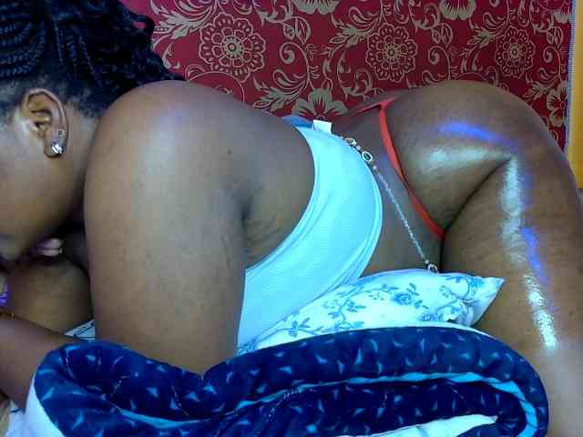 TrixieLana webcam