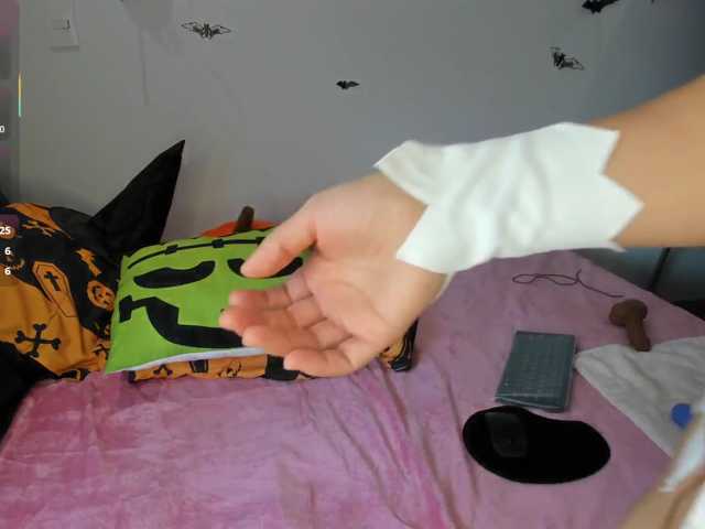 Diosaisis888 live cam on BongaCams