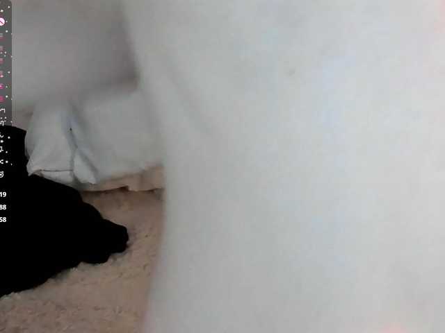 misscrystall live cam on BongaCams