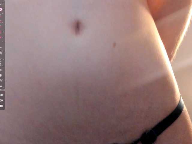 misscrystall live cam on BongaCams