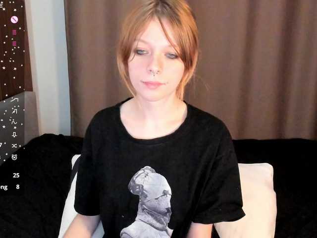 misscrystall live cam on BongaCams