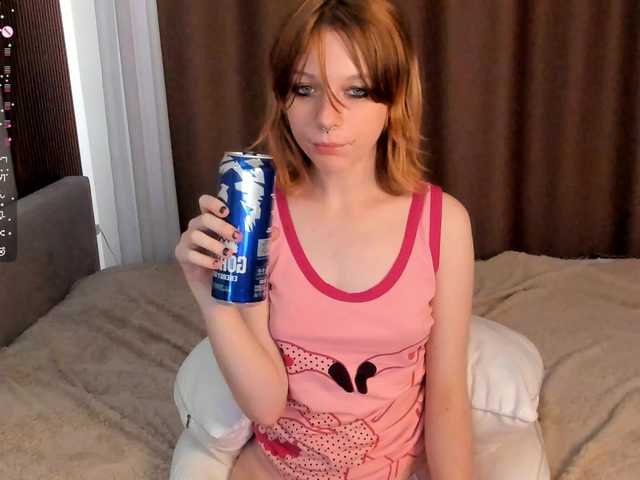 misscrystall live cam on BongaCams