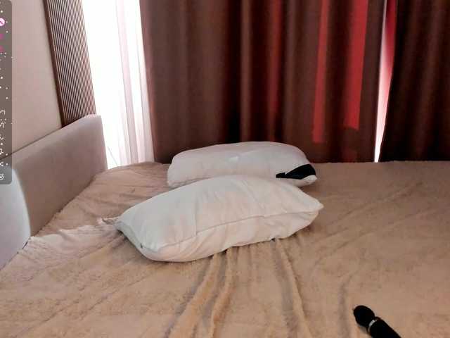 misscrystall live cam on BongaCams