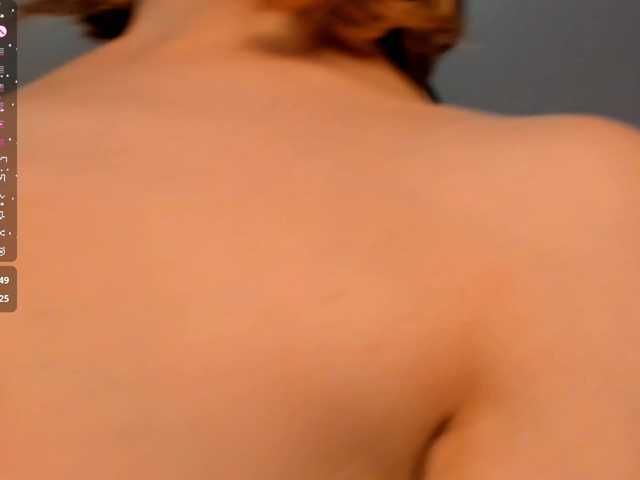 misscrystall live cam on BongaCams