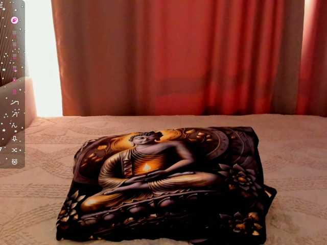 misscrystall live cam on BongaCams