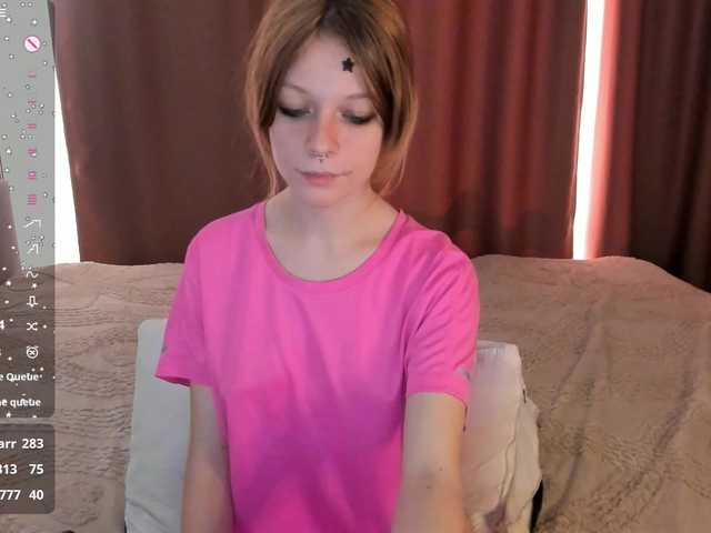 misscrystall live cam on BongaCams