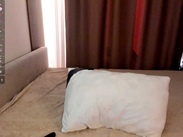 misscrystall live cam