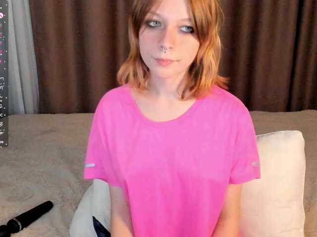 misscrystall live cam on BongaCams