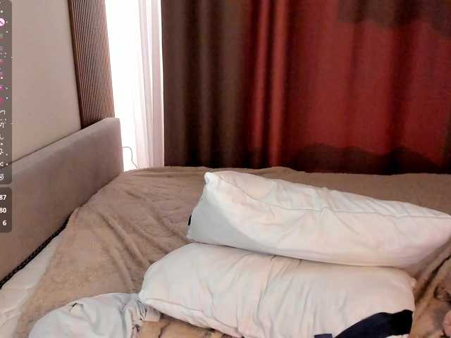 misscrystall live cam on BongaCams