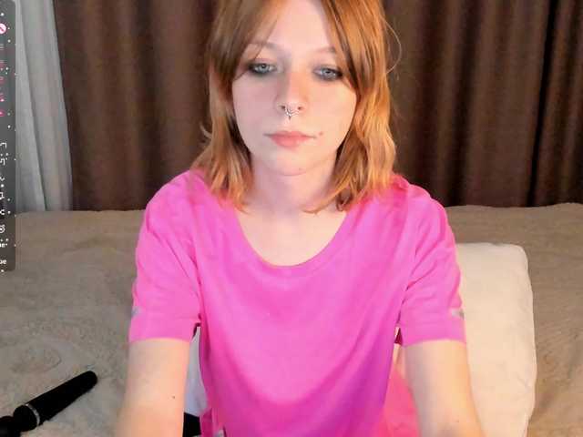misscrystall live cam on BongaCams