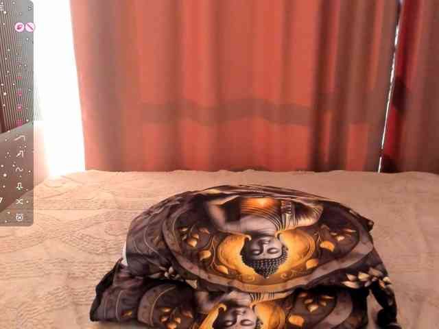misscrystall webcam