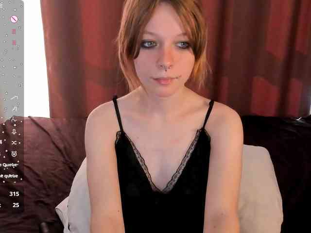 misscrystall webcam