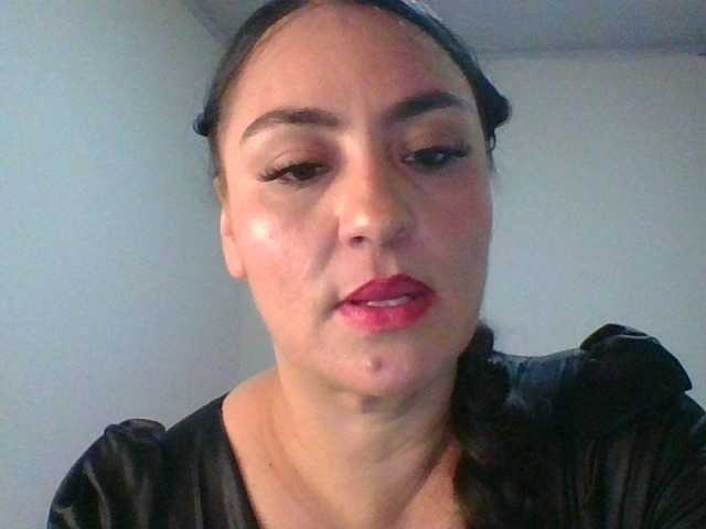 Yesi8 live cam on BongaCams