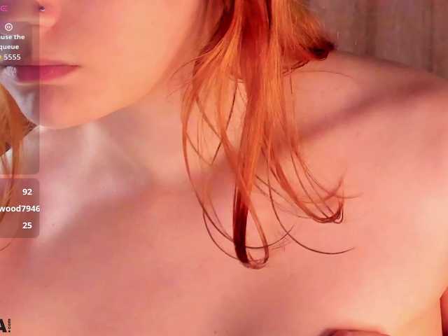 Velvet-Flame live cam on BongaCams