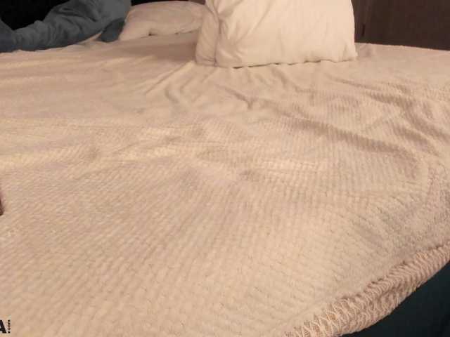 Velvet-Flame, live now on BongaCams