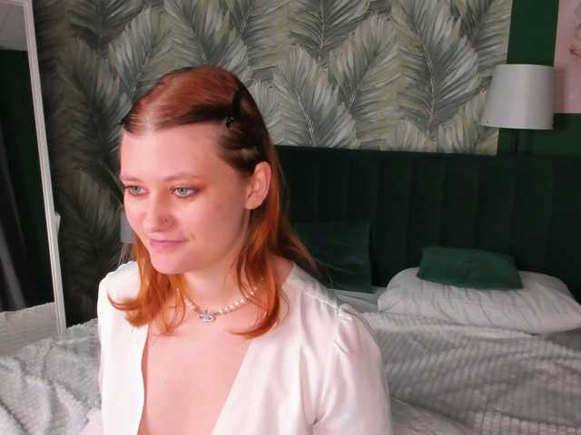 Velvet-Flame live cam on BongaCams