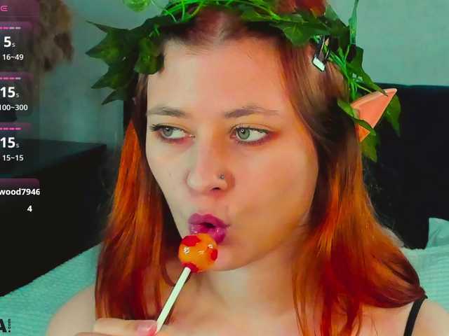 Velvet-Flame live cam on BongaCams