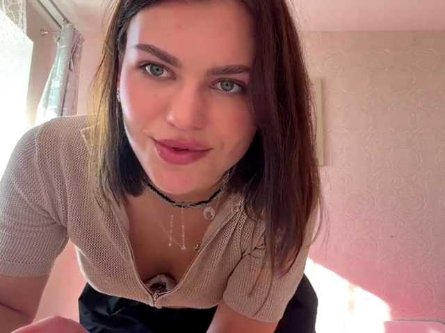 IsisYarrell live cam on BongaCams