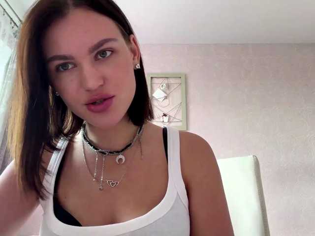 IsisYarrell live cam on BongaCams