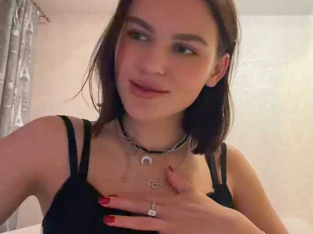 IsisYarrell live cam on BongaCams