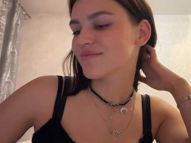 IsisYarrell live cam on BongaCams