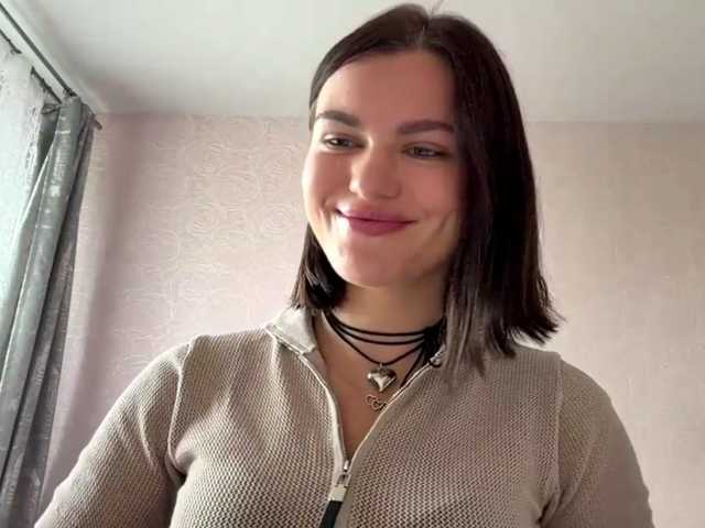 IsisYarrell live cam on BongaCams