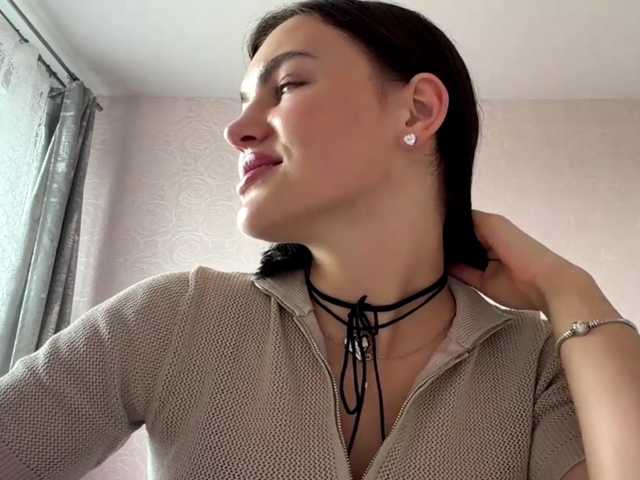 IsisYarrell live cam on BongaCams