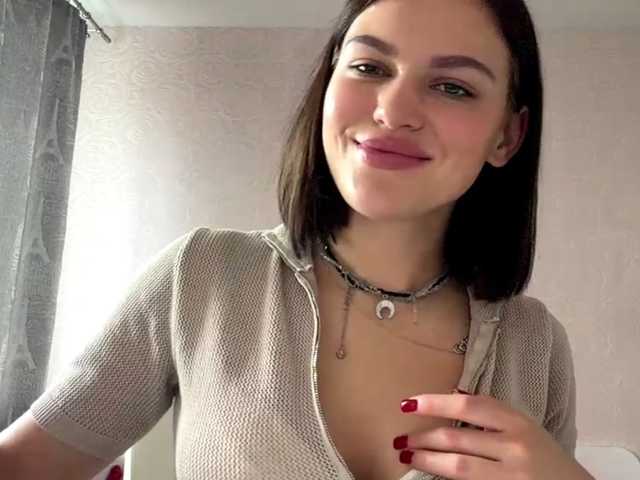 IsisYarrell live cam on BongaCams