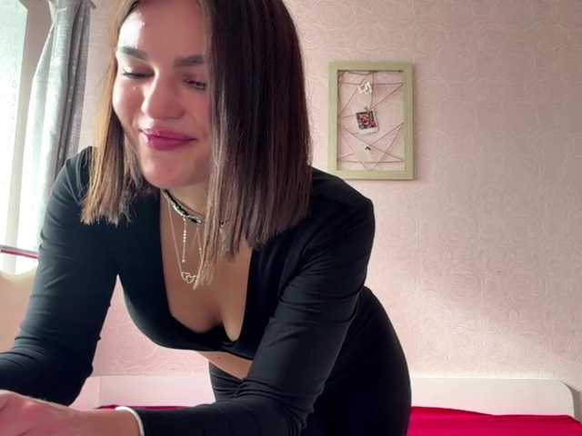 IsisYarrell live cam on BongaCams