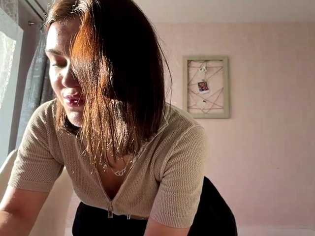 IsisYarrell, en vivo ahora en BongaCams