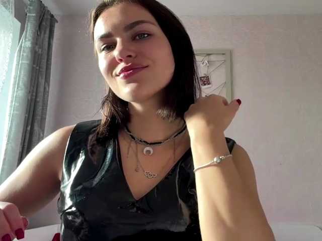 IsisYarrell live cam on BongaCams