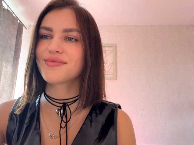IsisYarrell live cam on BongaCams