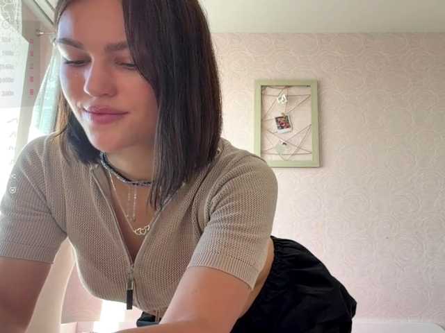 IsisYarrell, en vivo ahora en BongaCams