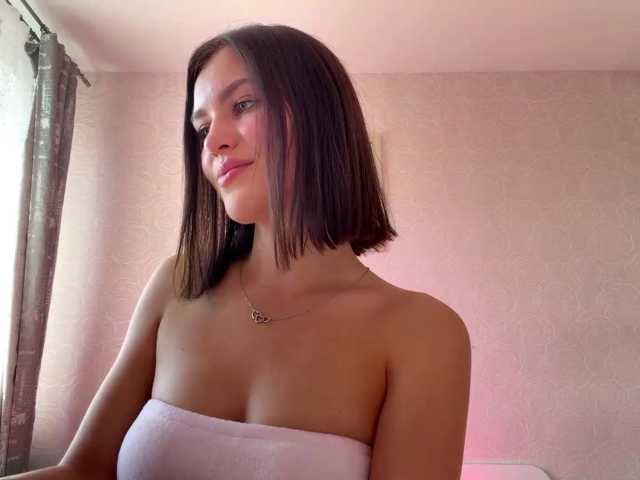 IsisYarrell live cam on BongaCams