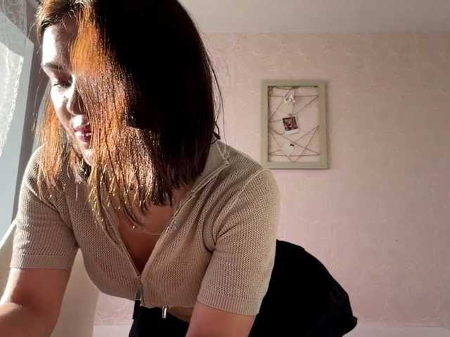 IsisYarrell live cam on BongaCams