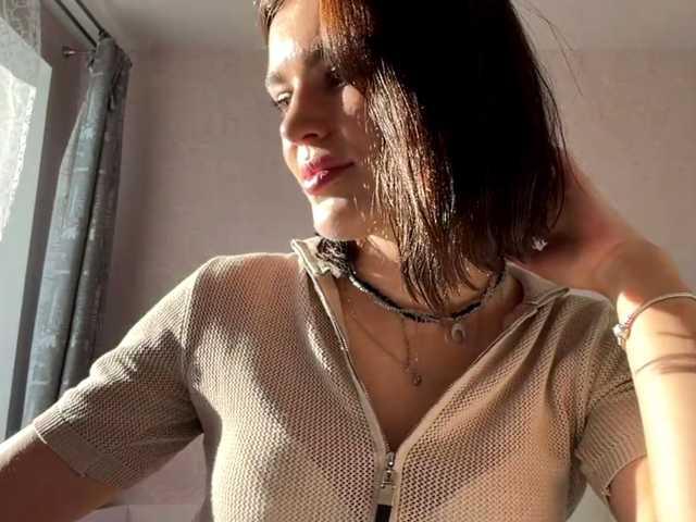 IsisYarrell live cam on BongaCams