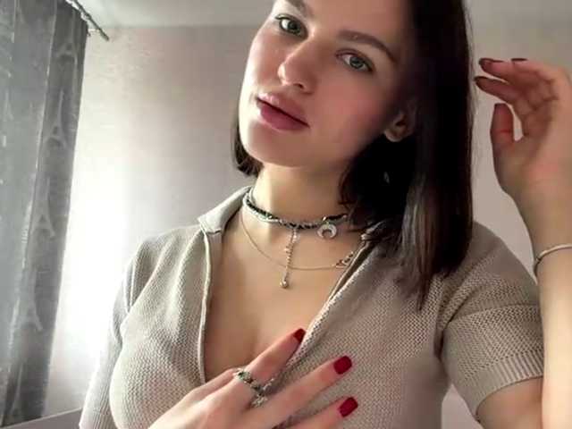 IsisYarrell live cam on BongaCams