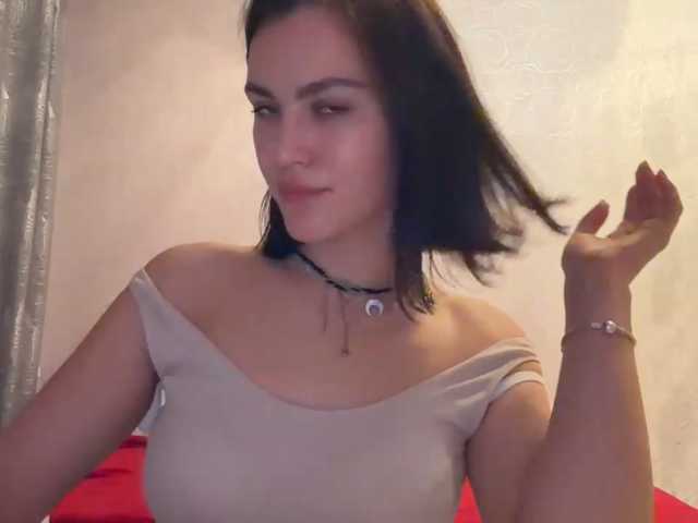 IsisYarrell live cam on BongaCams