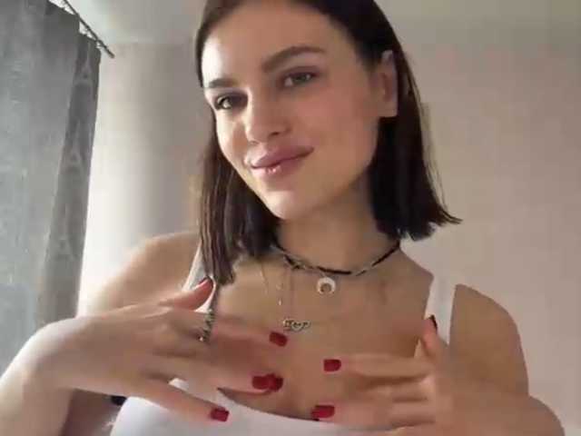 IsisYarrell live cam on BongaCams